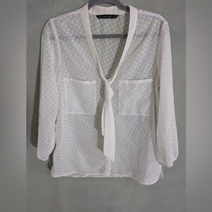 Zara White Sheer Blouse with Front Tie Office collegiate
Cottagecore